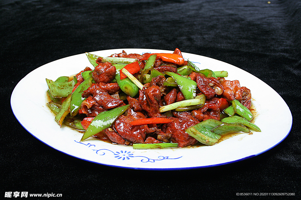家常菜尖椒肥肠