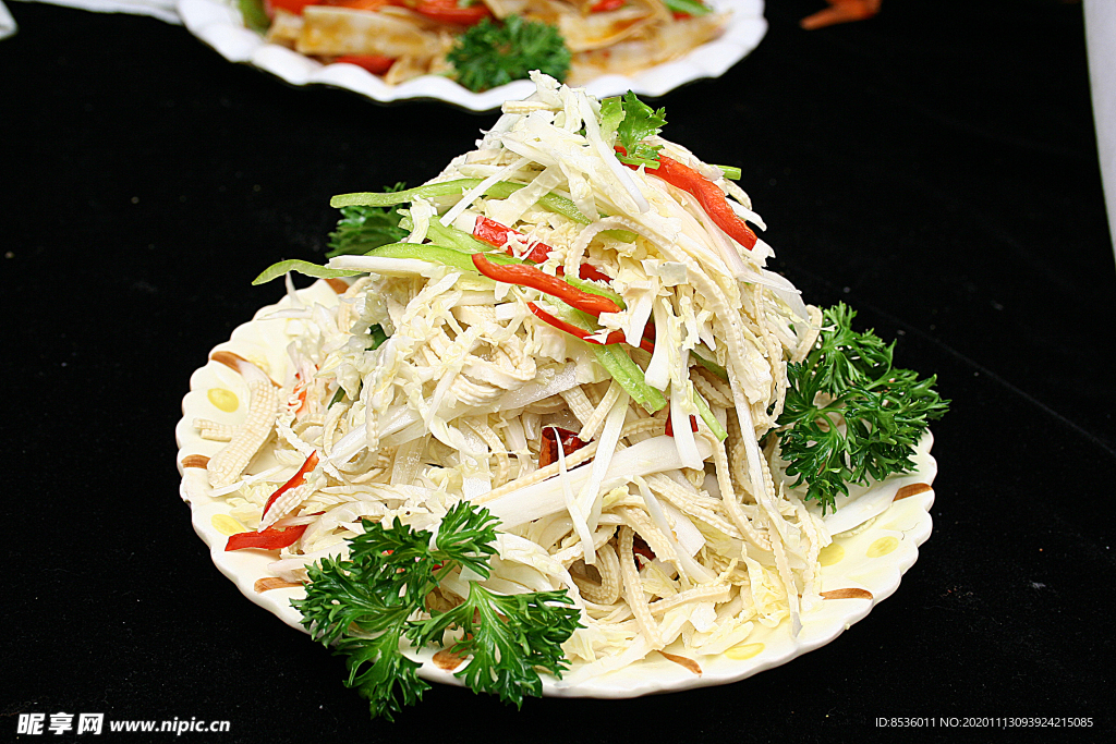 家常菜白菜丝拌豆腐丝
