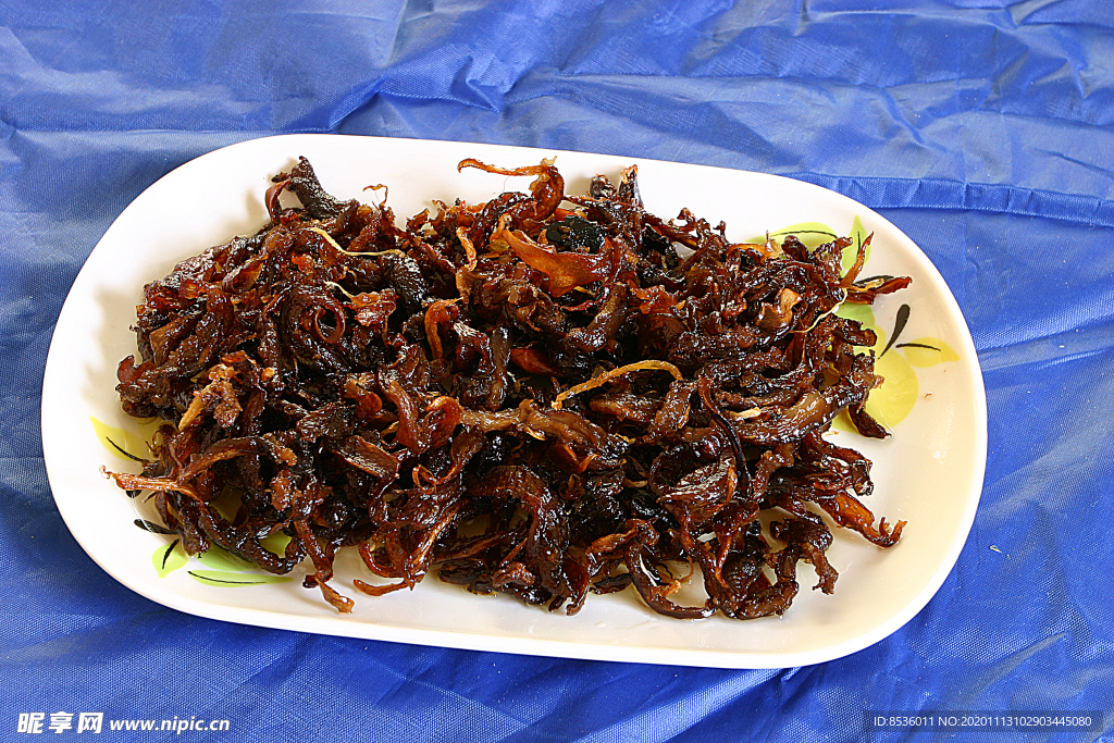 家常菜傣味油鸡棕菌