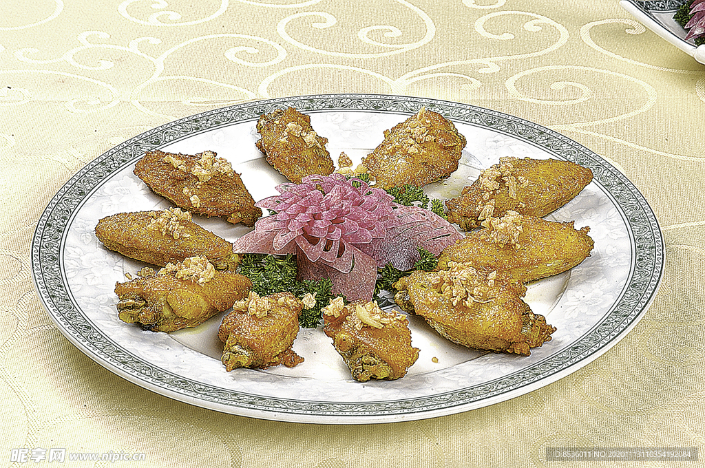 家常菜金牌蒜香翅