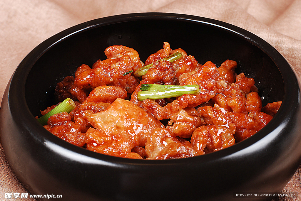 豫菜风味石锅鸡