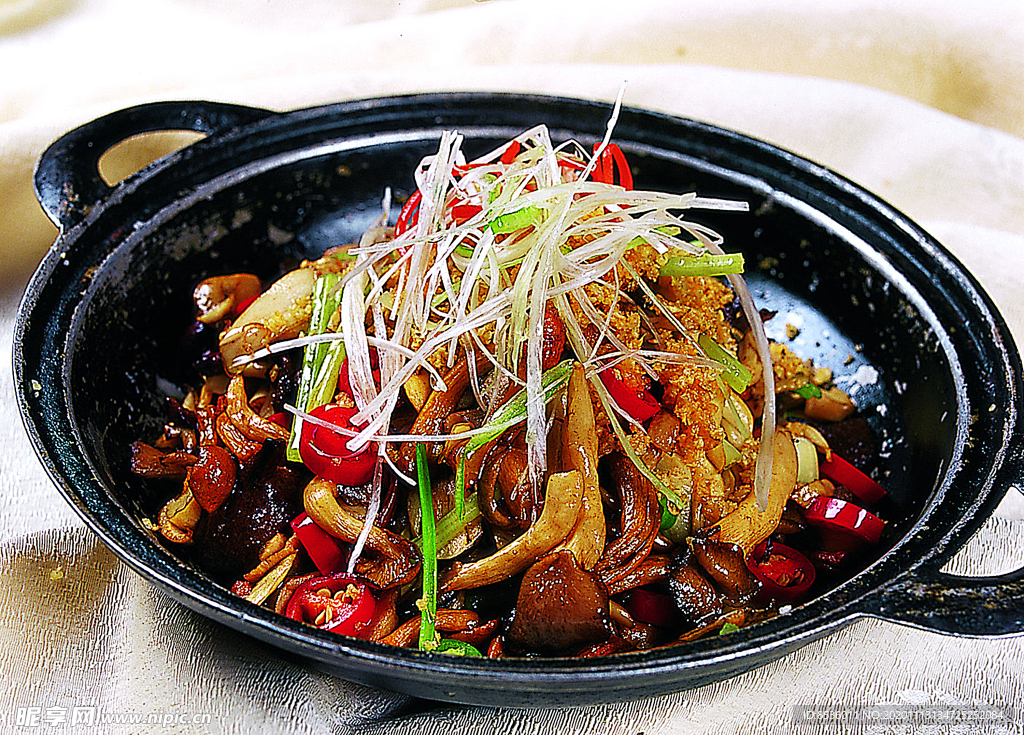 豫菜锅仔杂菌