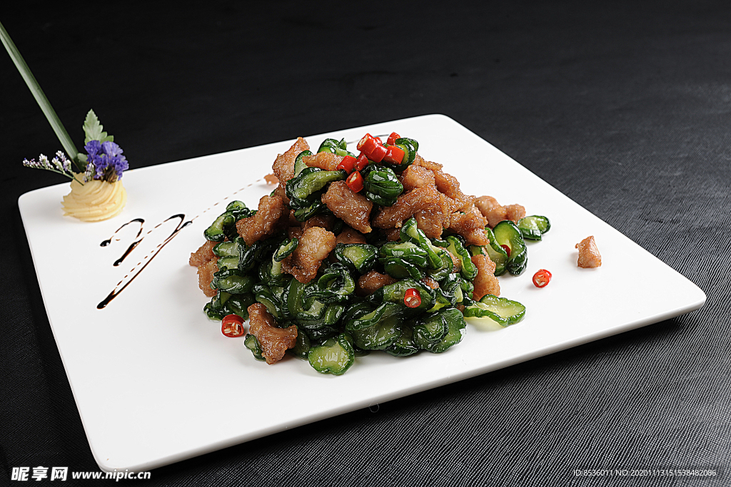 豫菜劲肉炒脆瓜