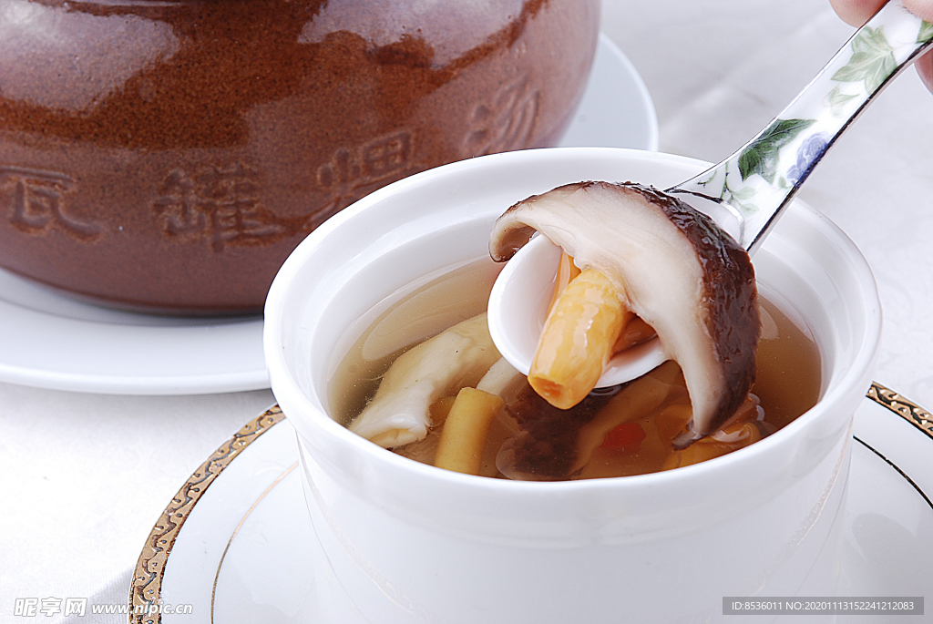 豫菜菌王汤