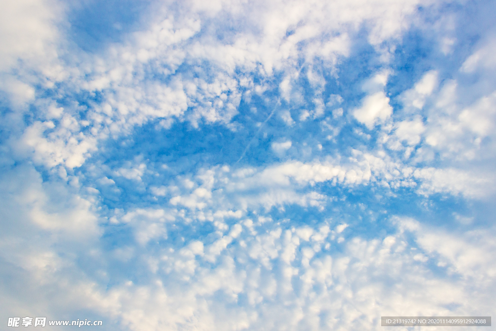 蓝天白云