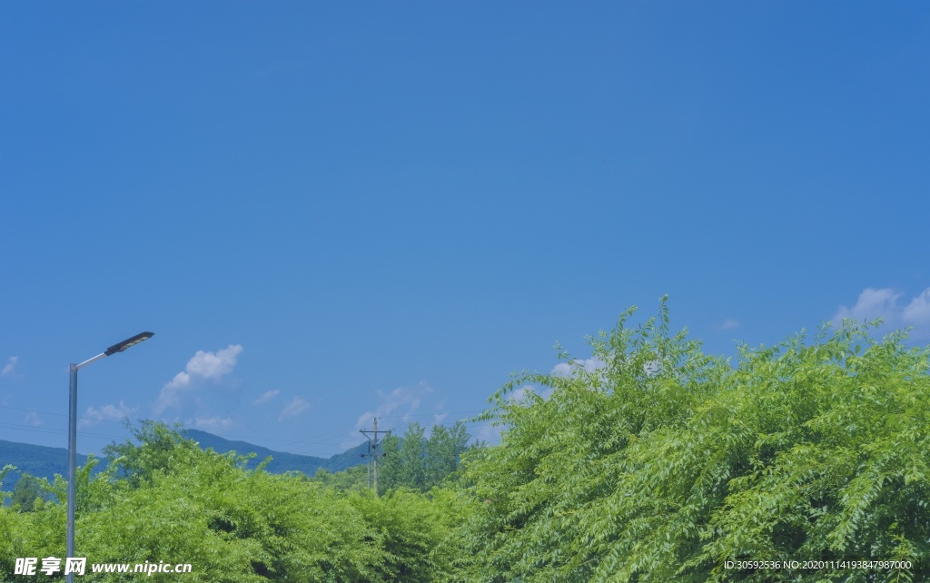天空