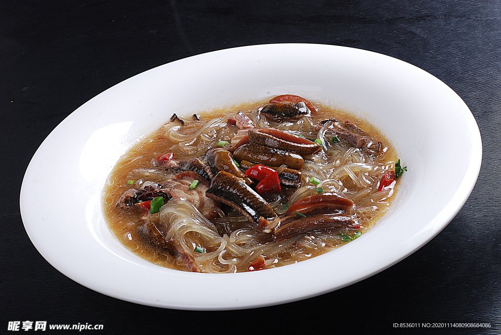 豫菜腊肉炖鳝鱼