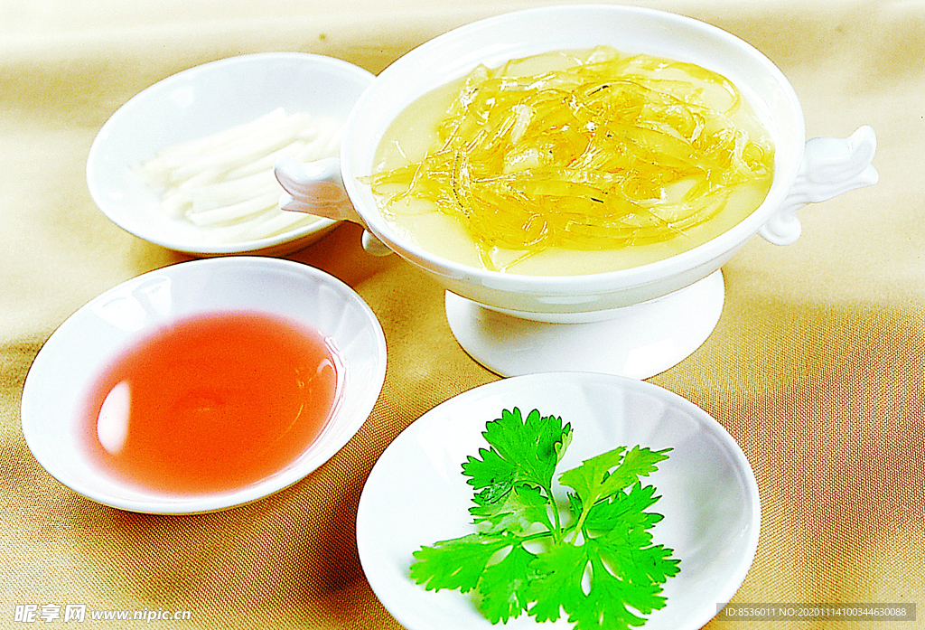豫菜浓汤翅