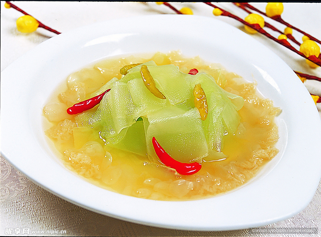 豫菜热炝青笋海蜇