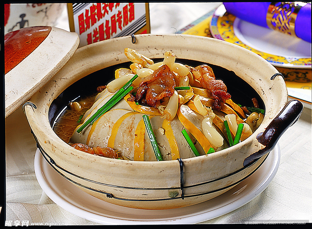 豫菜砂锅白水豆腐