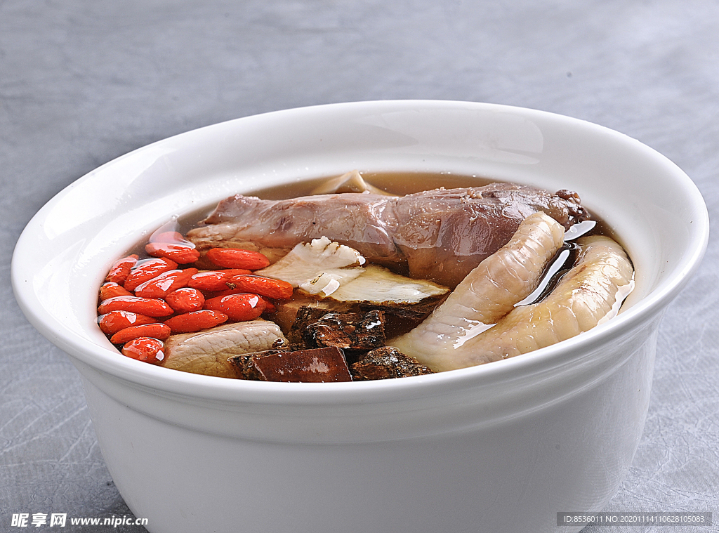 豫菜双宝炖鹑鸟