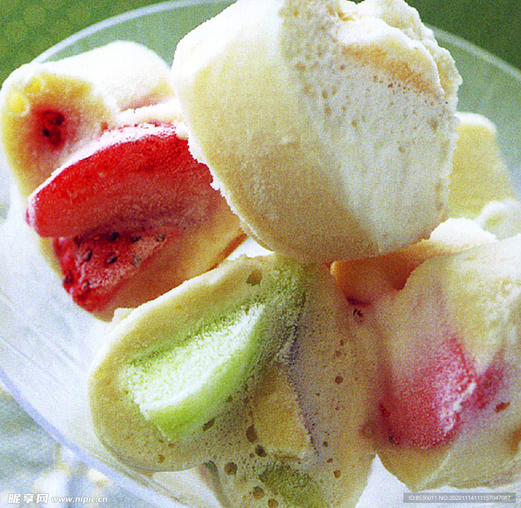 豫菜水果酸奶香草冰淇淋