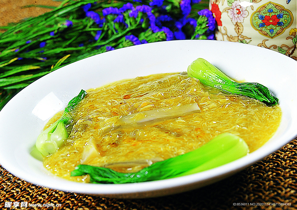 豫菜蟹粉焖裙边