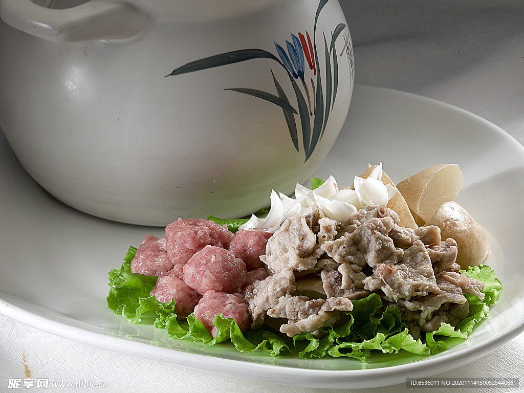 豫菜雪梨肉丸润肺汤