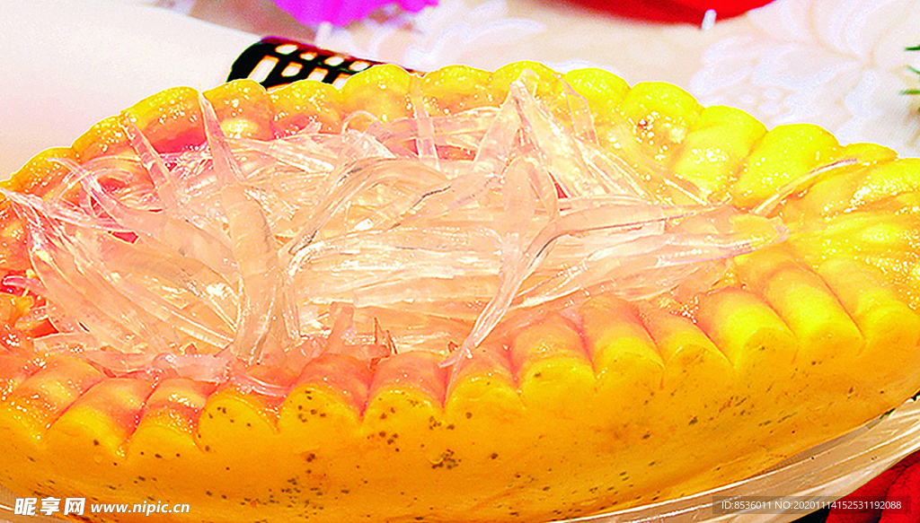 豫菜原汁木瓜炖翅