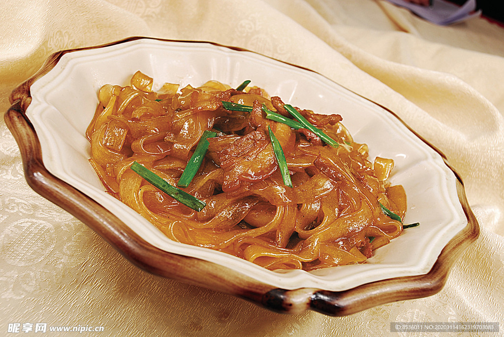 川菜湘菜猪肉跷宽粉