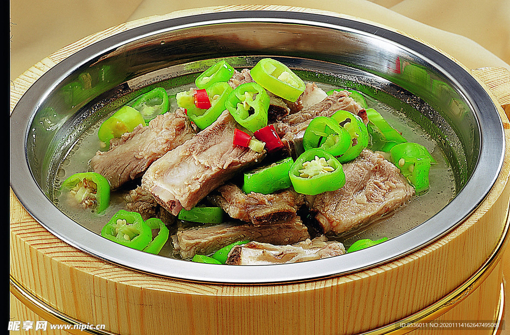 川菜湘菜青椒焖排骨