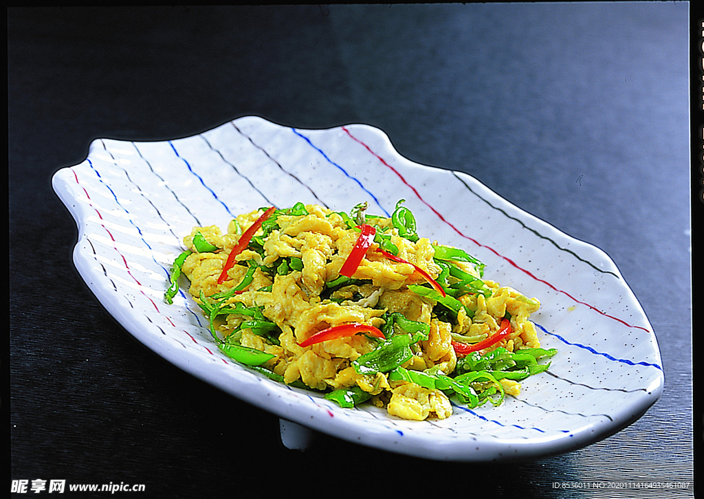 川菜湘菜尖椒炒土鸡蛋