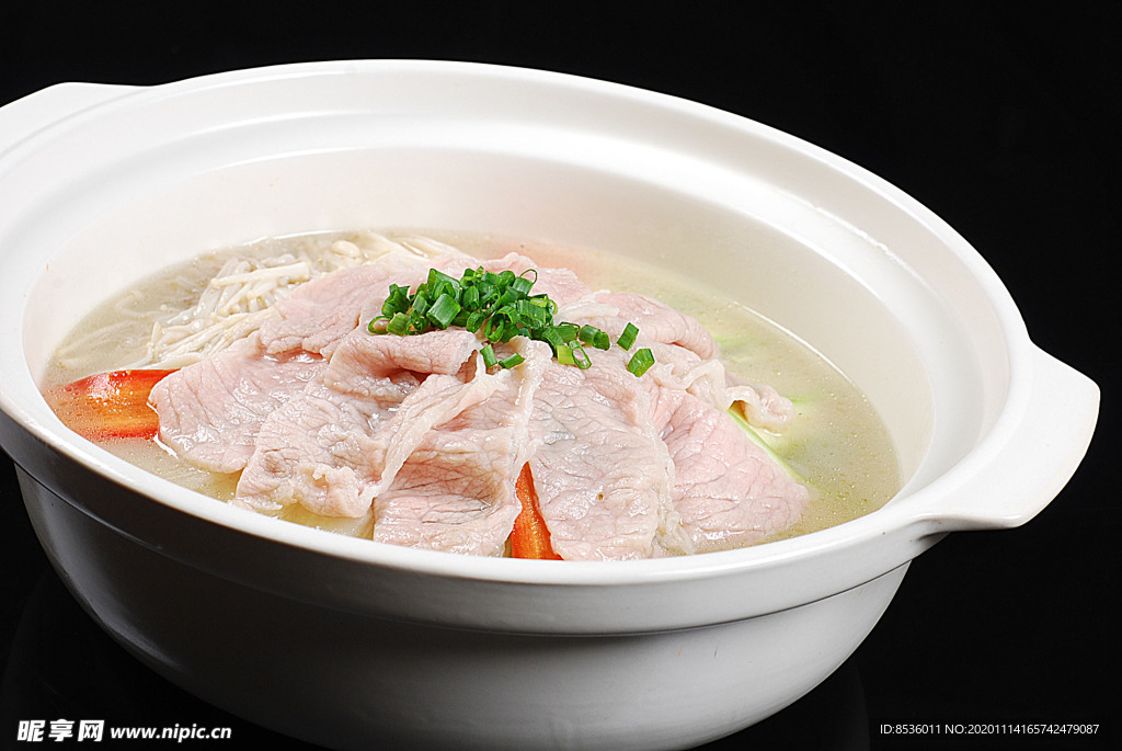 川菜湘菜萝卜煮滑肉