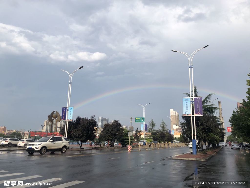 雨后彩虹