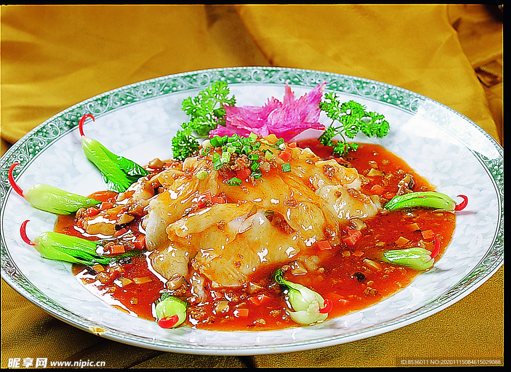 鄂菜臊子海参烧鱼肚