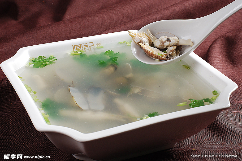 徽菜海鲜汤