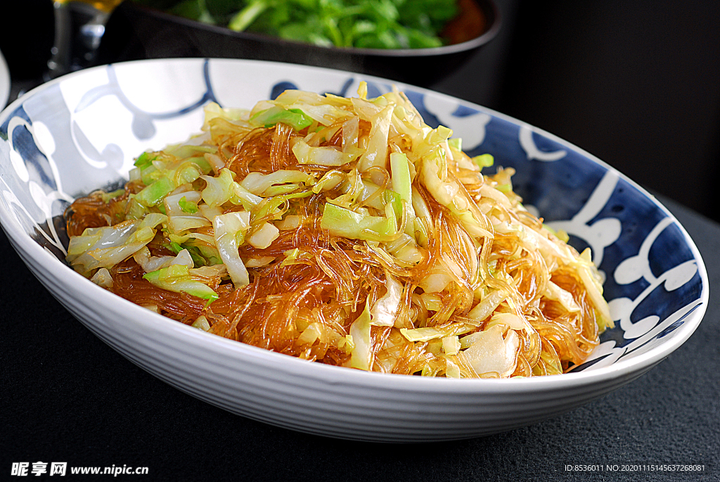 川菜莲白炒粉条