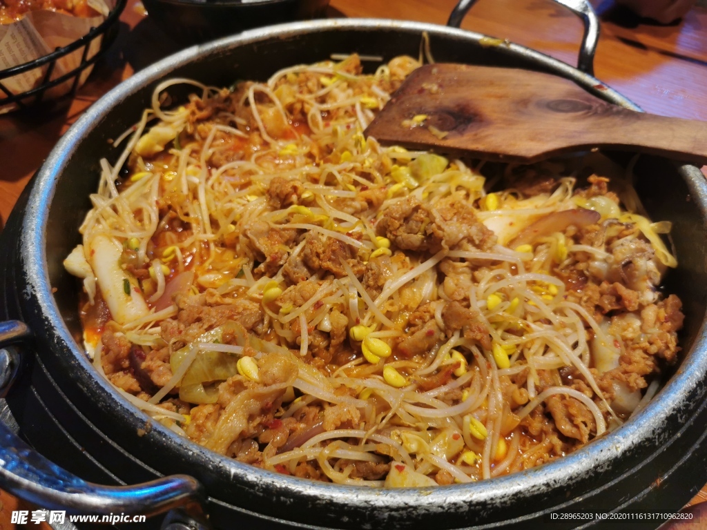 豆芽肥牛