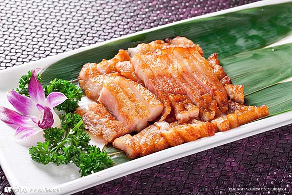 南北热菜酥脆盗香肉