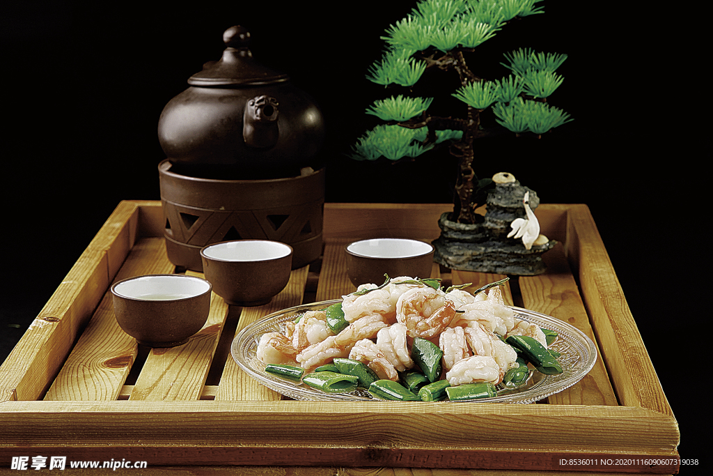 淮扬菜翡翠虾仁