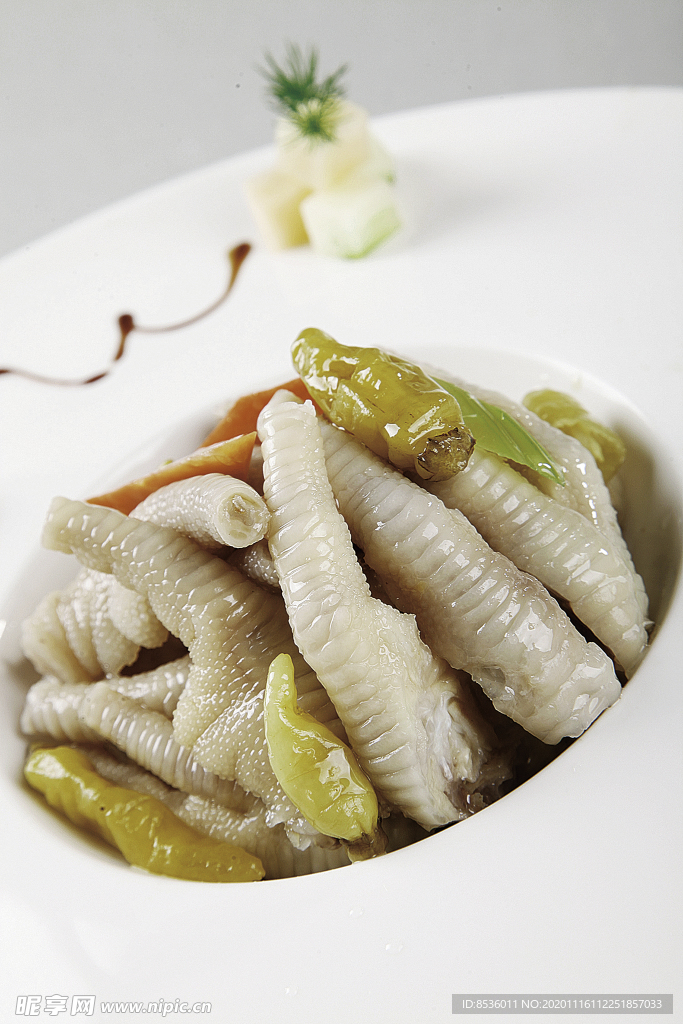 淮扬菜泡椒迎双脆