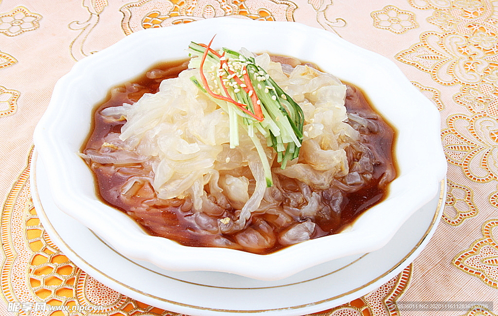 淮扬菜青瓜海蜇丝