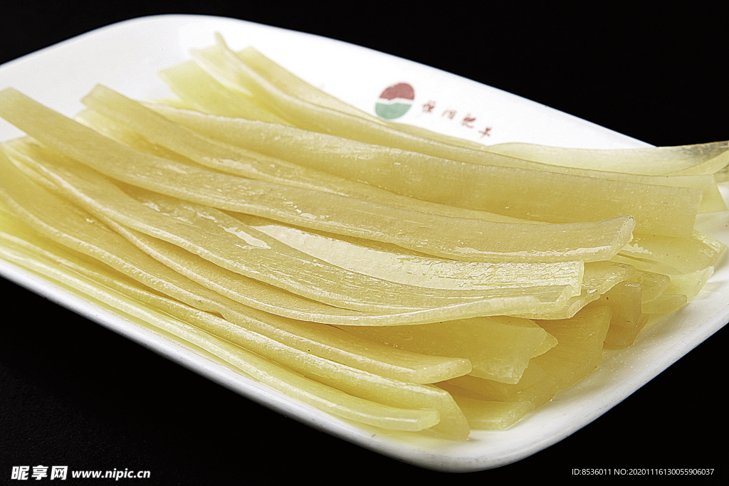 淮扬菜四川宽粉