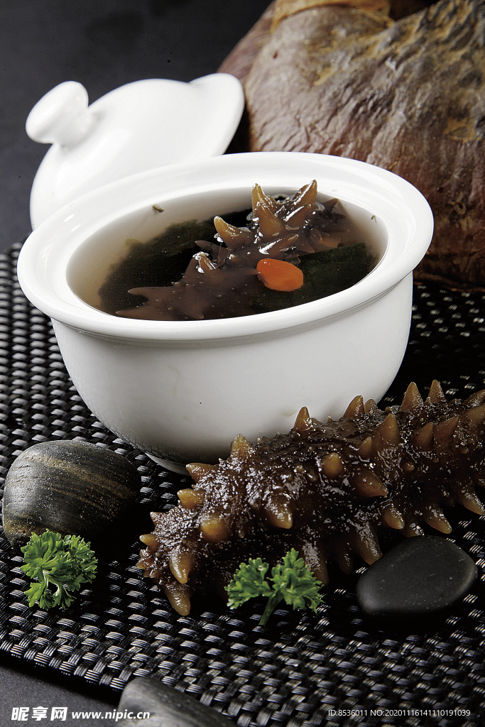 淮扬菜原味海参汤