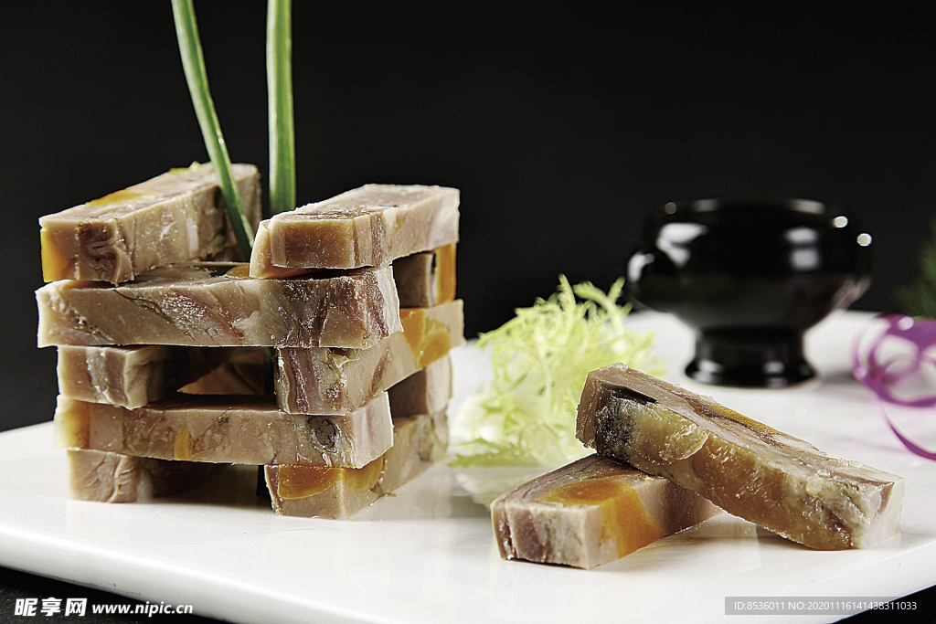 淮扬菜招牌松花肉