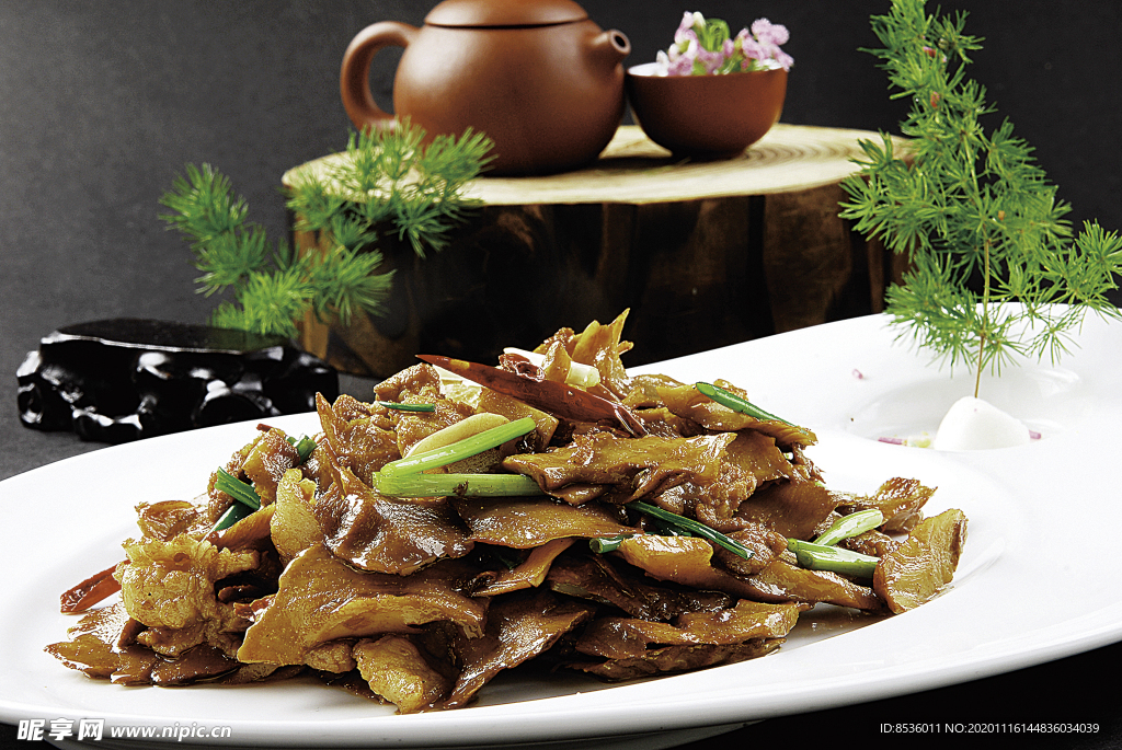 特色菜口味野生菌