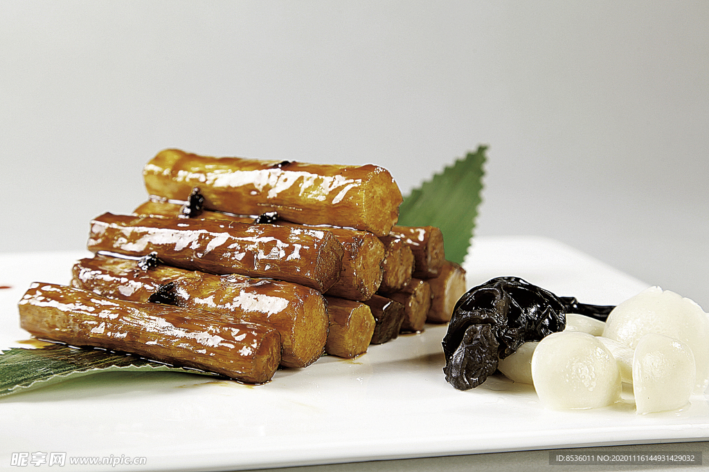 特色菜蓝梅醉山药