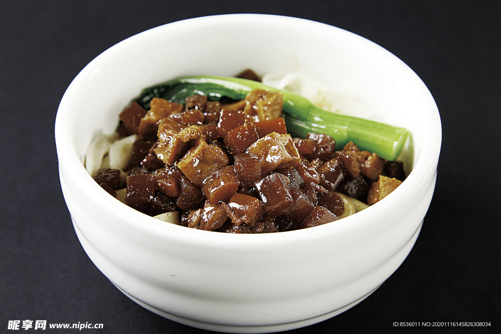 特色菜哨子面