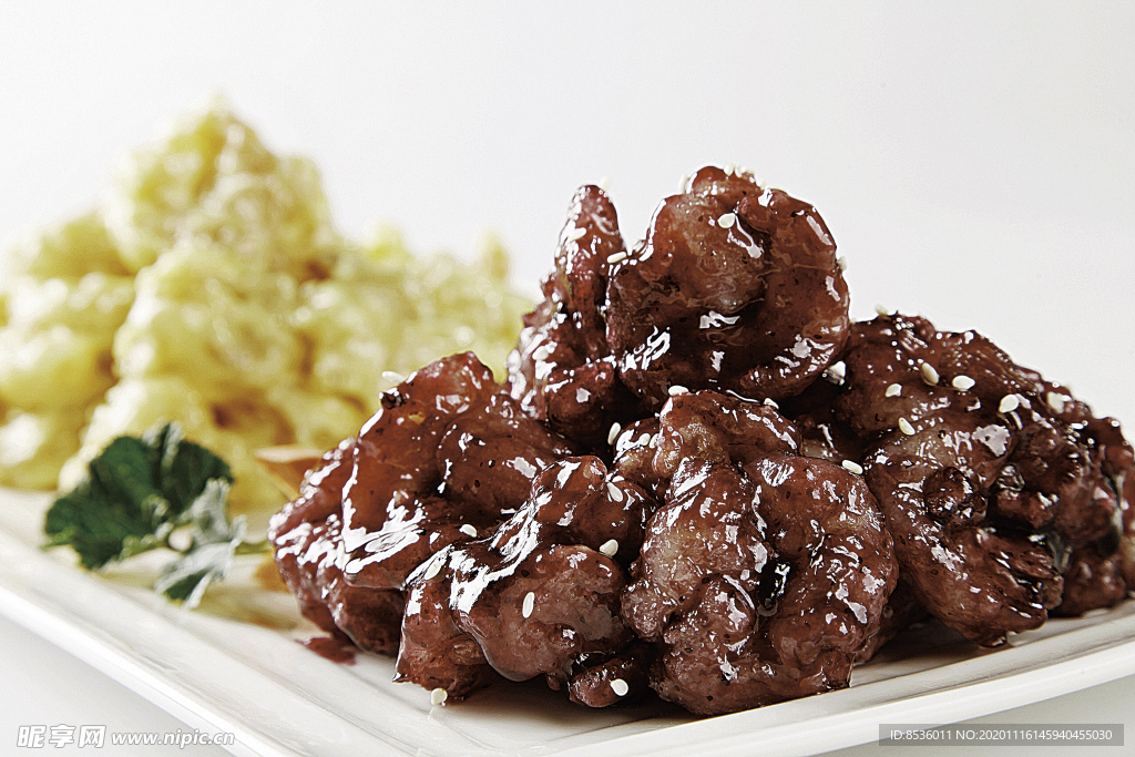 特色菜双味虾球