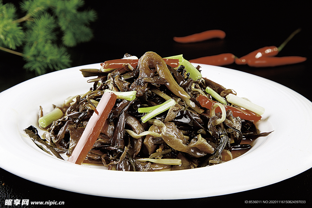 特色菜小炒什锦野菜