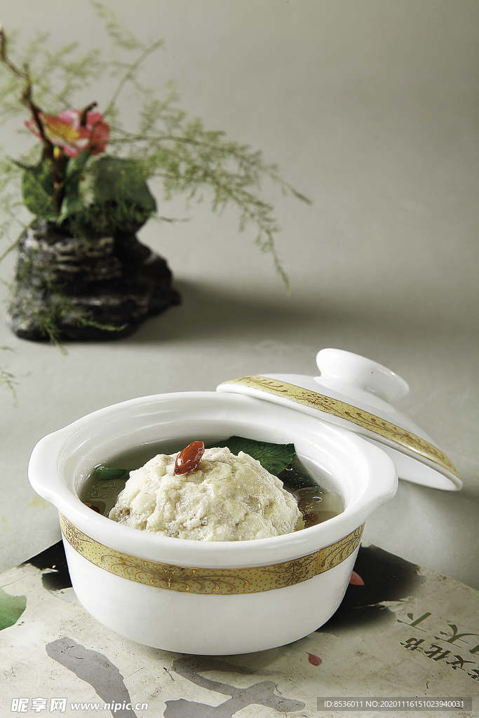 特色菜扬州狮子头