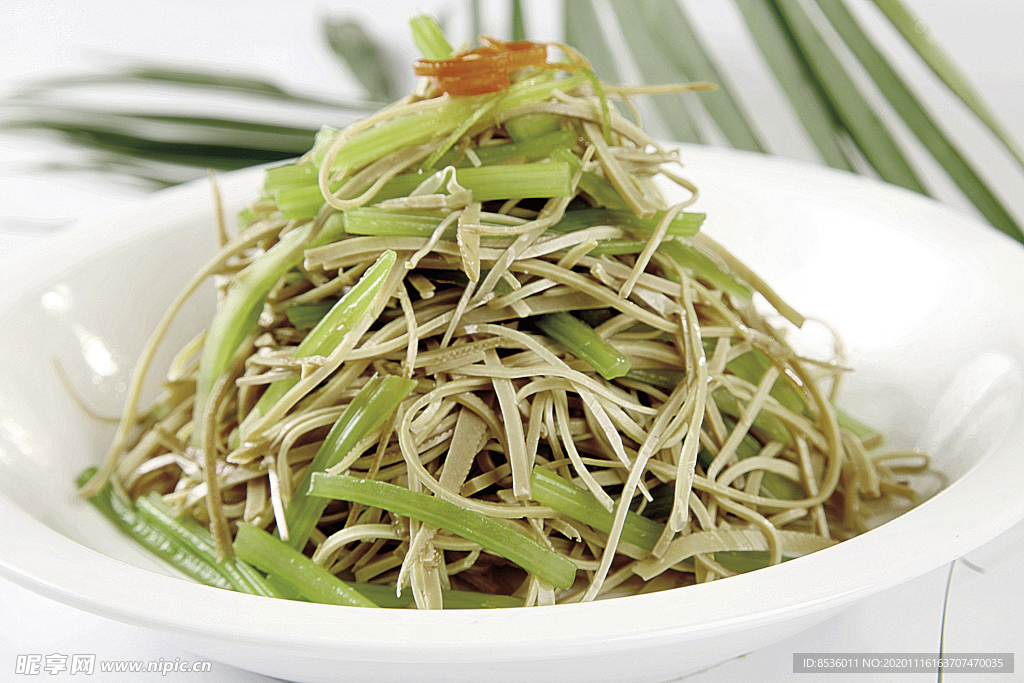 浙菜土芹拌茶干