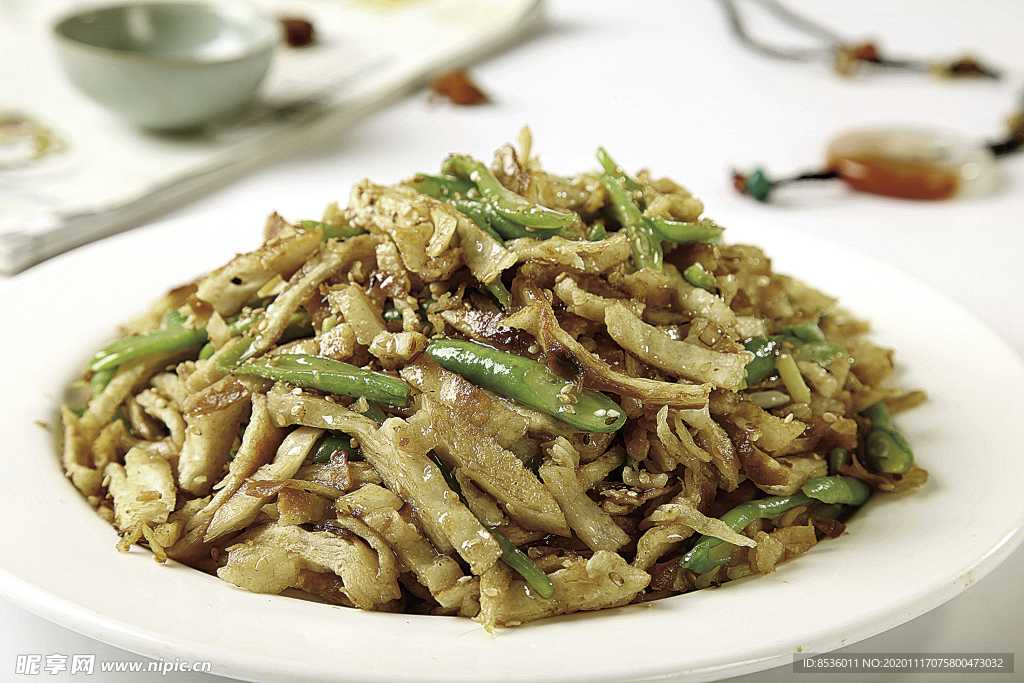 浙菜豆角丝炒油馍