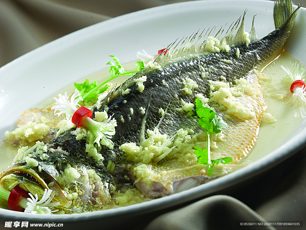 清蒸黄花鱼怎么做_清蒸黄花鱼的做法_豆果美食