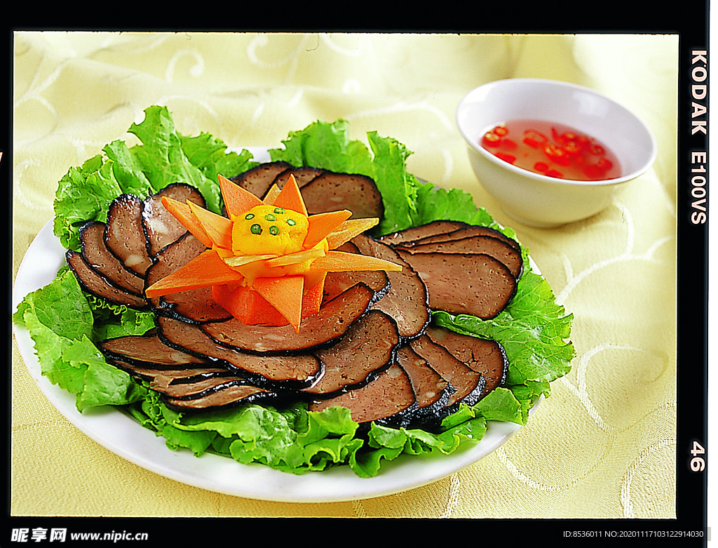 浙菜湘西碳熏肉