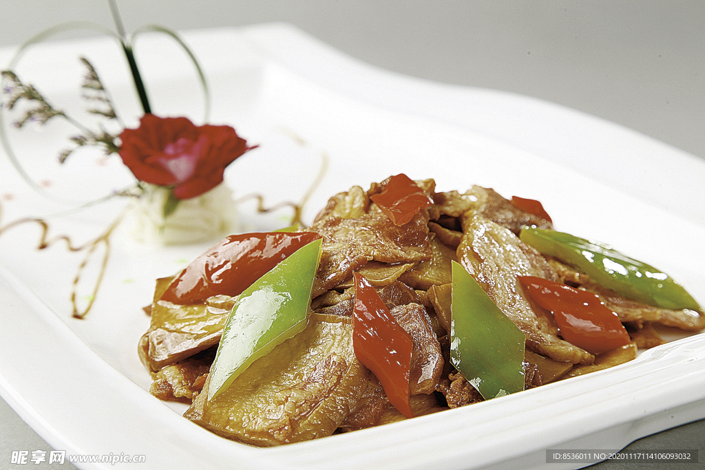 浙菜杏鲍菇炒腌肉
