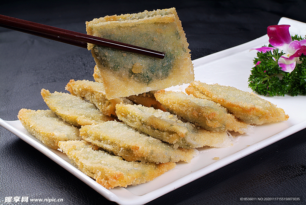 家常菜特色韭菜包