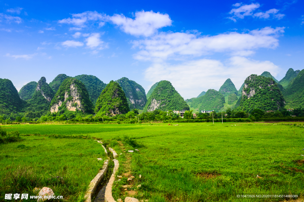 蓝天白云风景图片