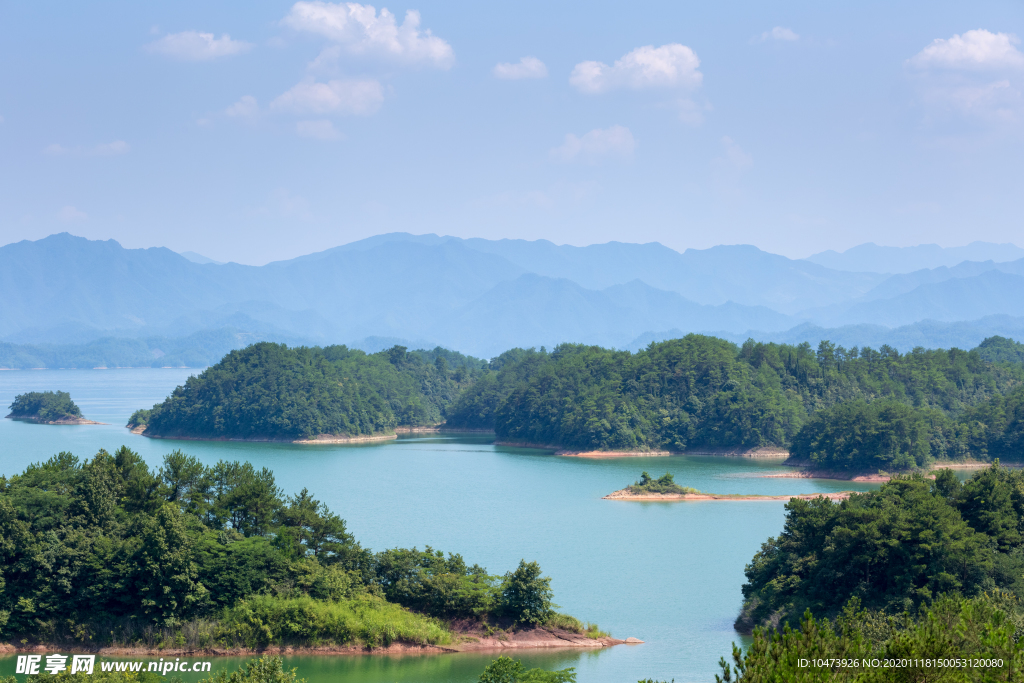 湖光山色风景图片