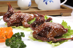 油烫乳鸽